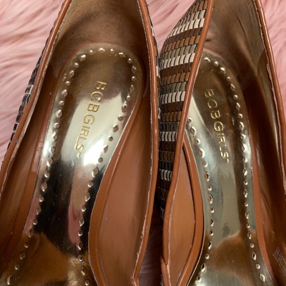 Woman’s BCBG wedges - Picture 4 of 8